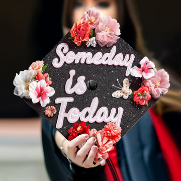 Decoration of graduation cap online