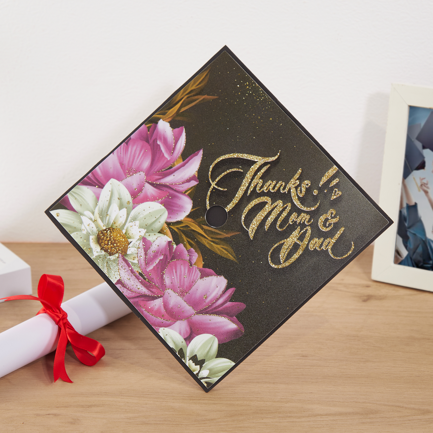 Graduation cap topper, Thanks mom & dad, Graduation Cap Decoration